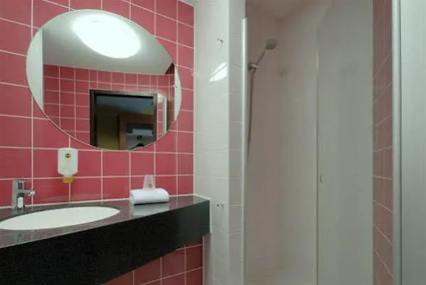 Szálloda Duesseldorf-airport 3*