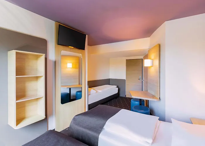 Отель Duesseldorf-airport 3*